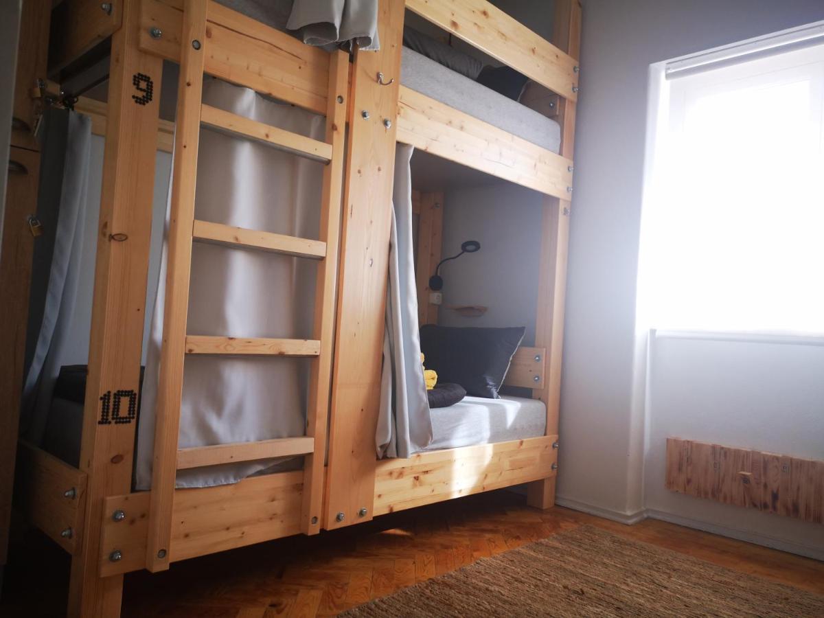 Family Surf Home - Hostel Mafra Bagian luar foto