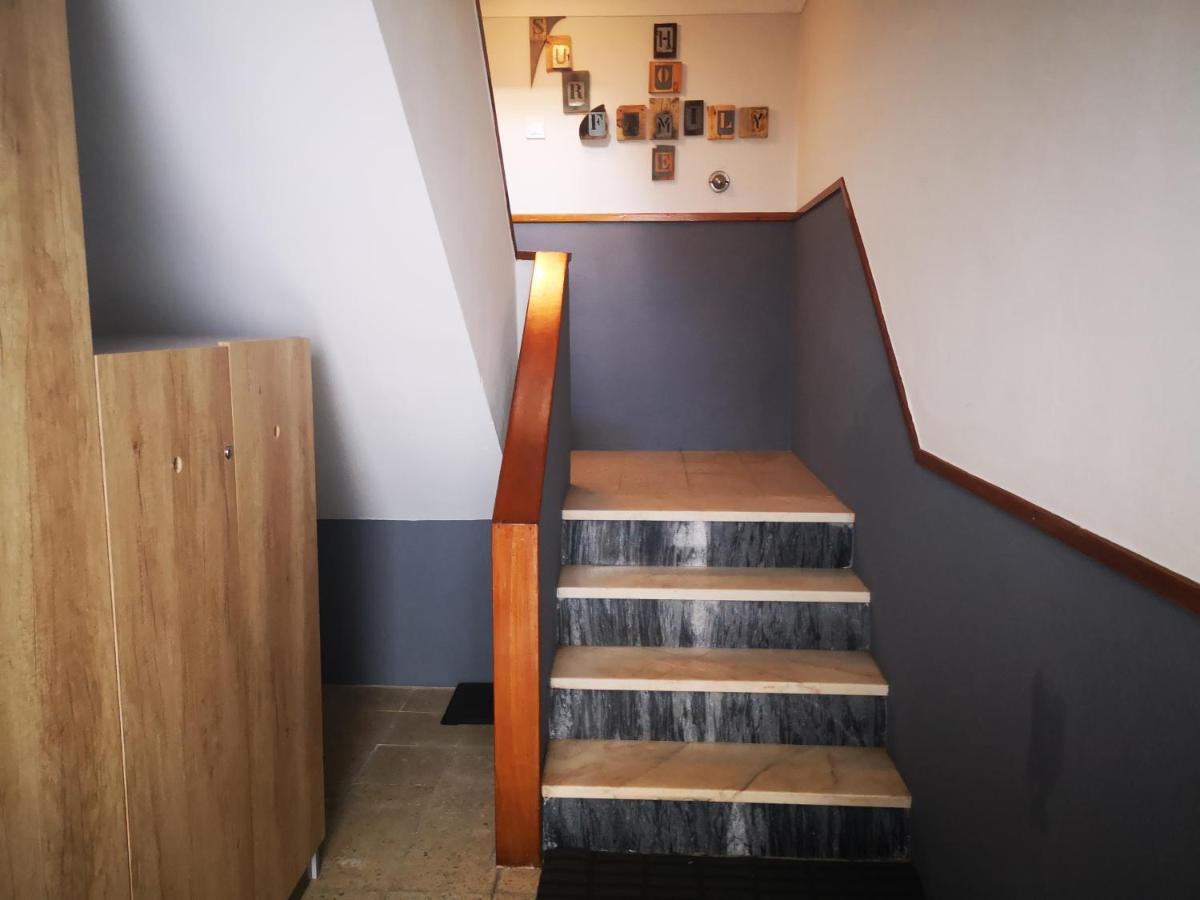 Family Surf Home - Hostel Mafra Bagian luar foto
